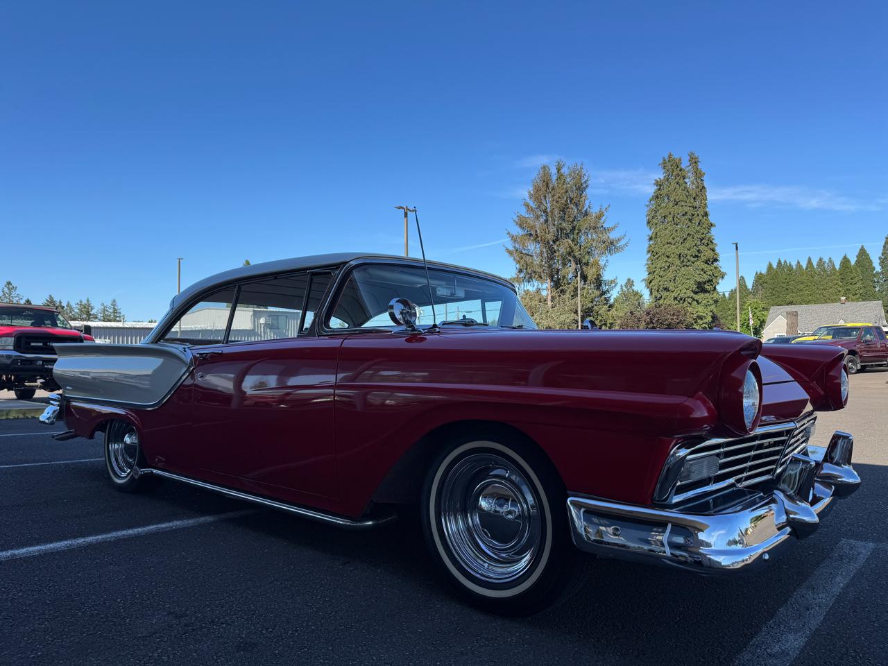 Ford Fairlane  1957