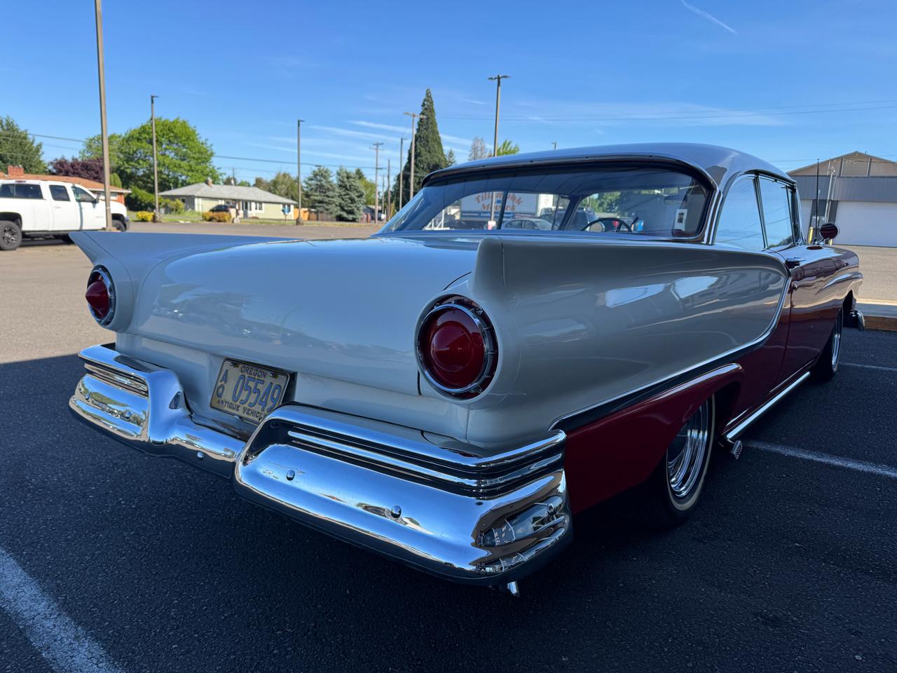 Ford Fairlane  1957