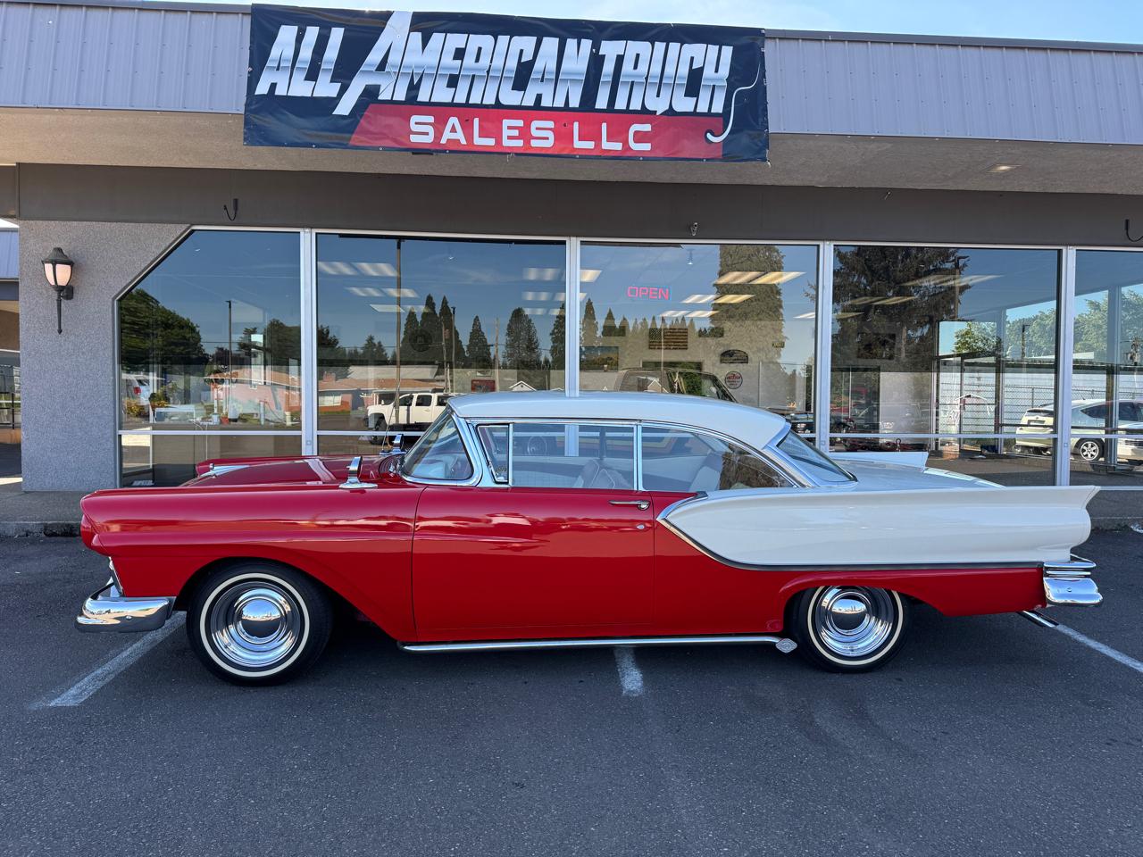 Ford Fairlane  1957