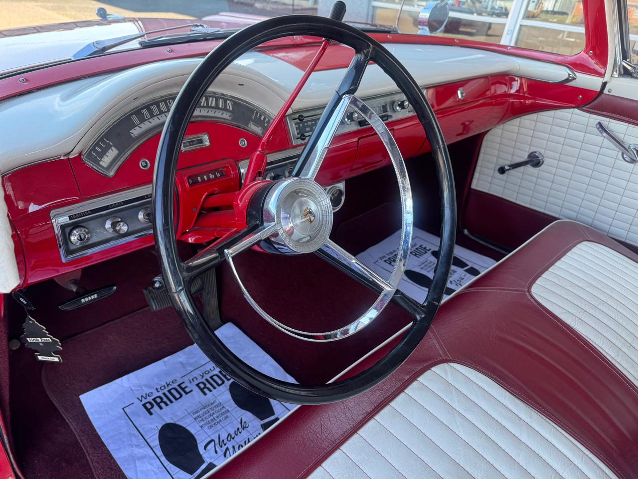 Ford Fairlane  1957