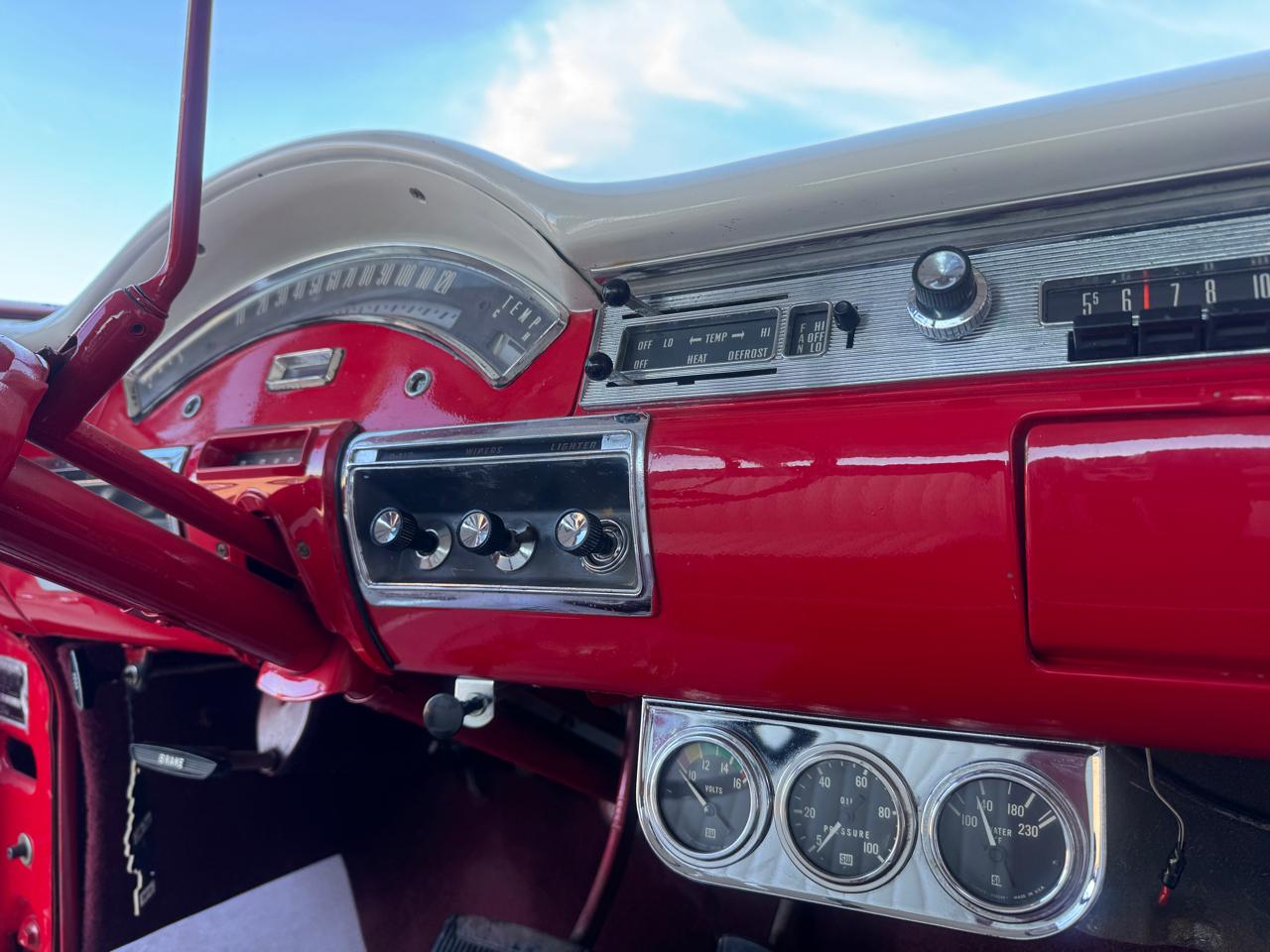 Ford Fairlane  1957