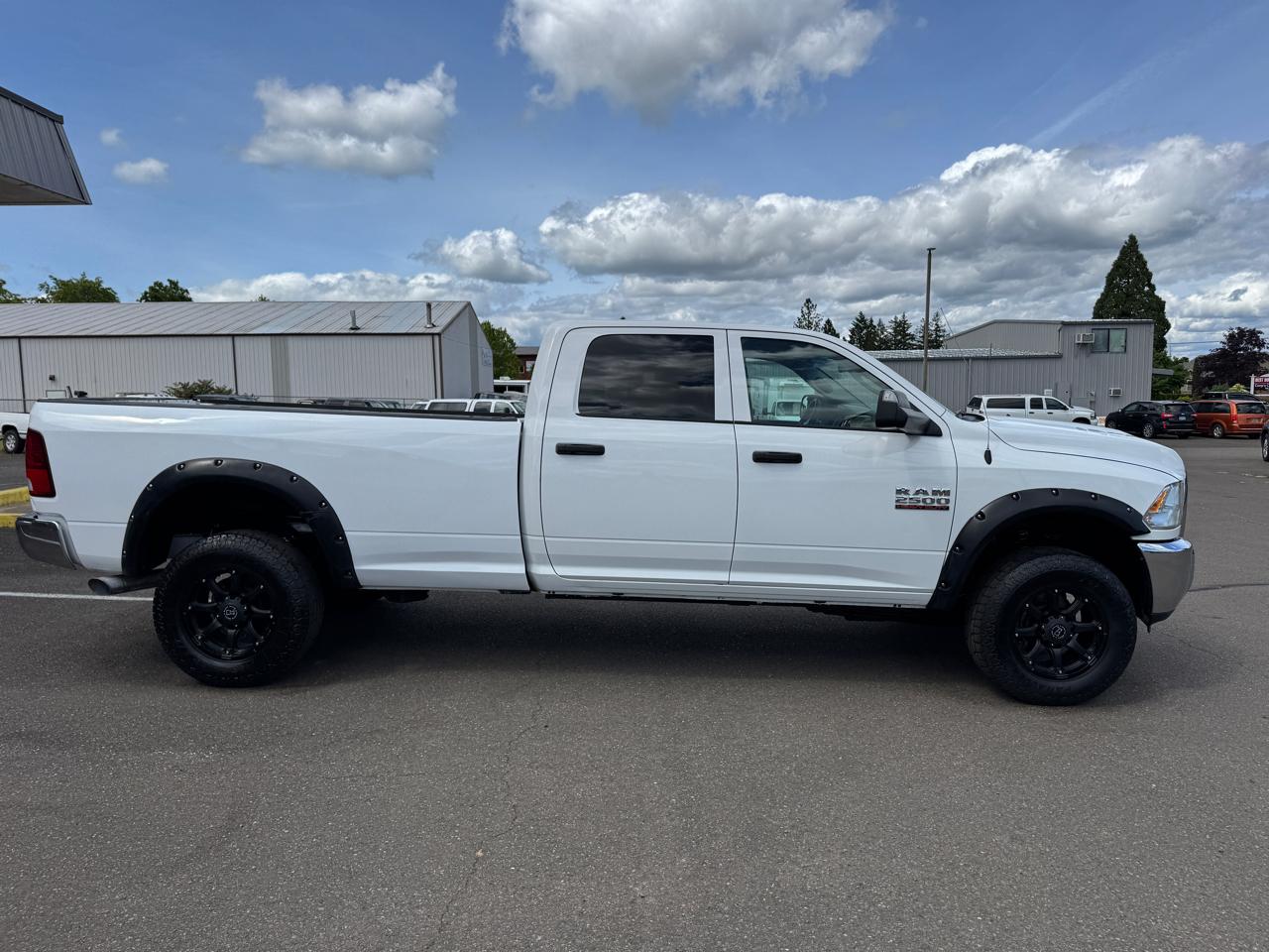 RAM 2500 Tradesman Crew Cab LWB 4WD 2018