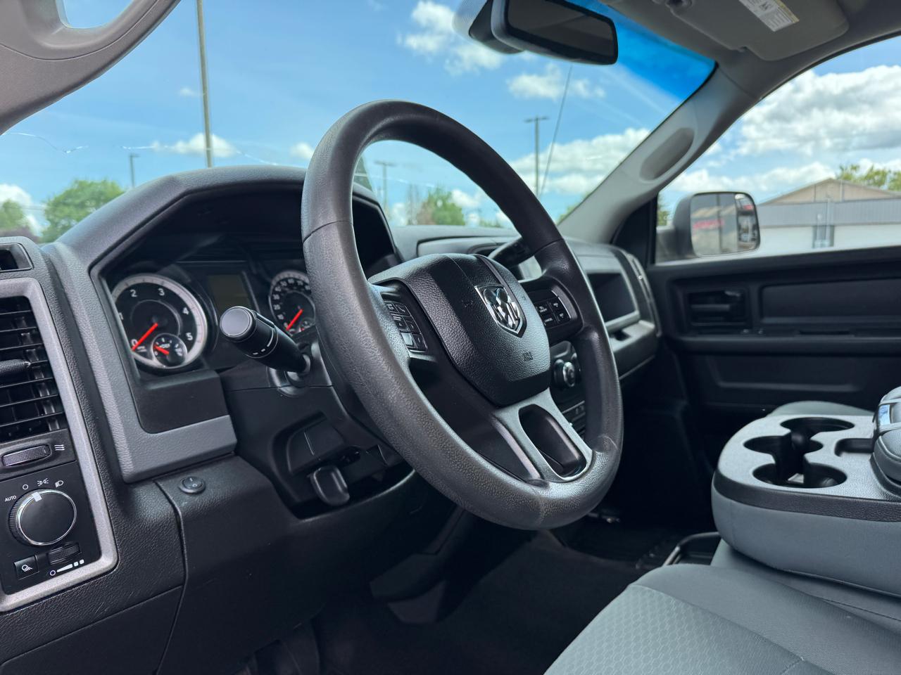 RAM 2500 Tradesman Crew Cab LWB 4WD 2018