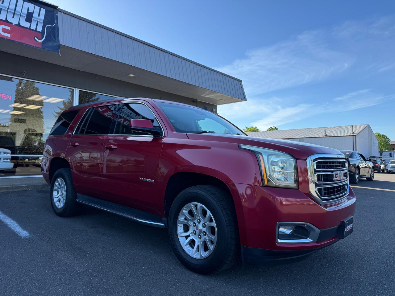 GMC Yukon SLT 4WD 2015
