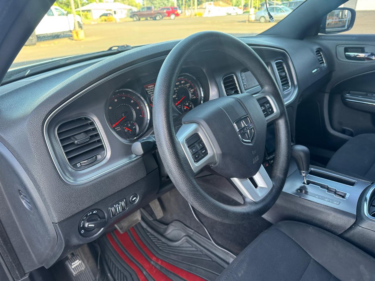 Dodge Charger SE 2014