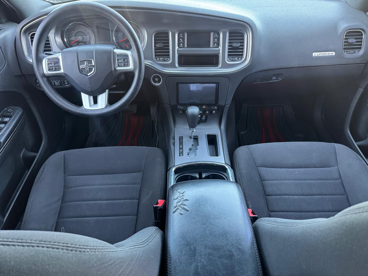 Dodge Charger SE 2014