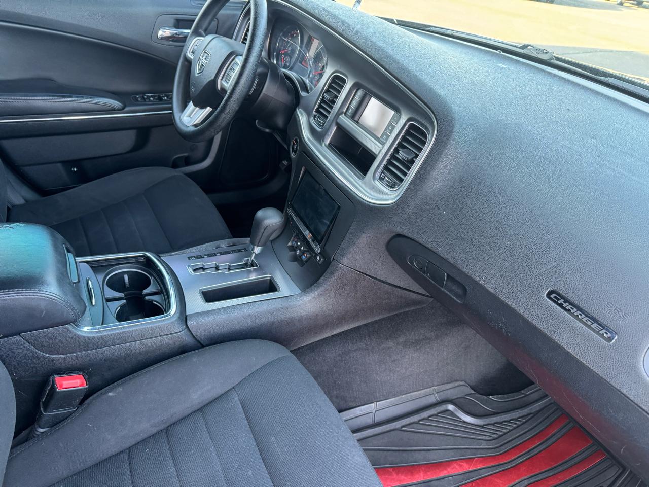 Dodge Charger SE 2014