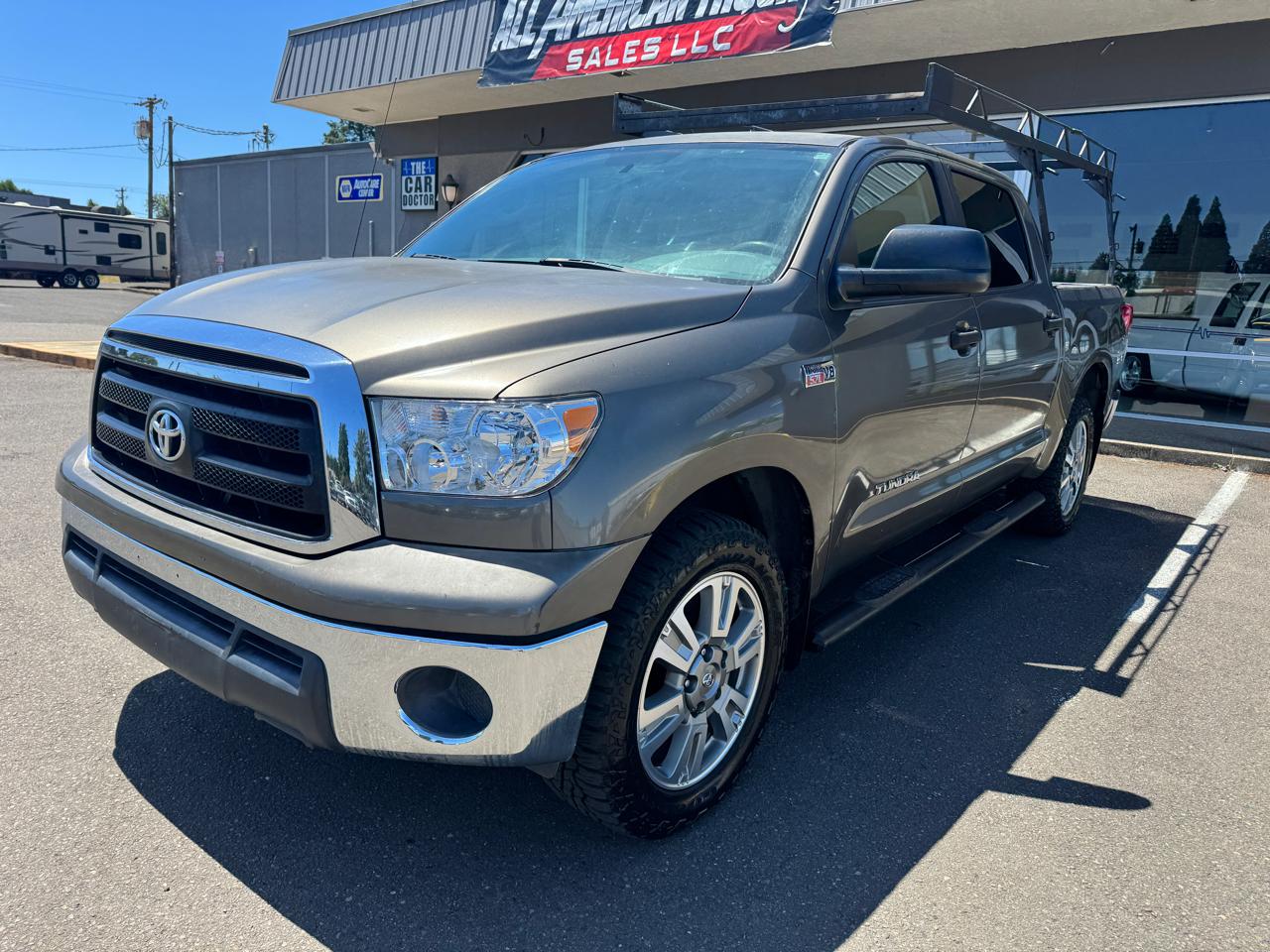 Toyota Tundra Tundra-Grade CrewMax 5.7L FFV 4WD 2010