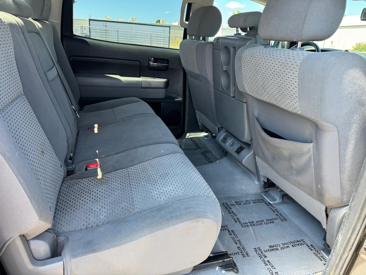 Toyota Tundra Tundra-Grade CrewMax 5.7L FFV 4WD 2010