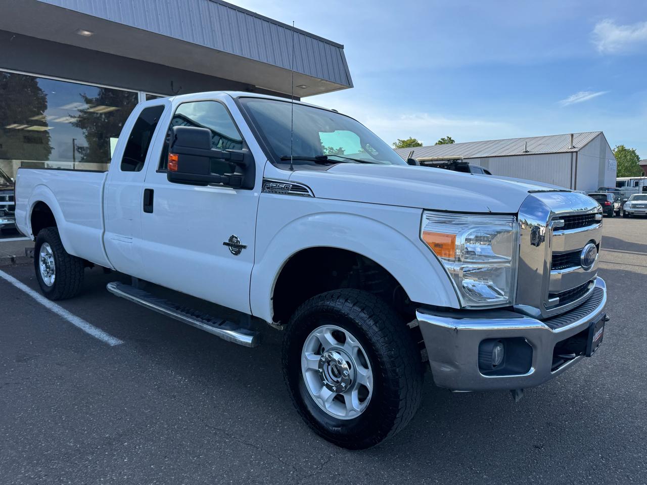 Ford F-250 SD XL SuperCab 4WD 2015