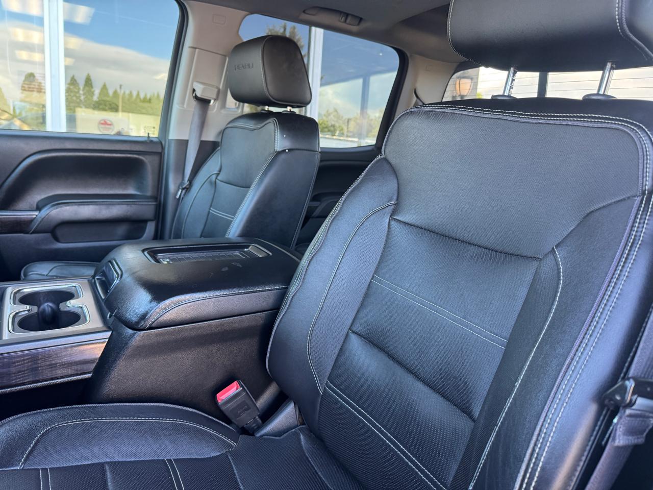 GMC Sierra 2500HD Denali Crew Cab 4WD 2016