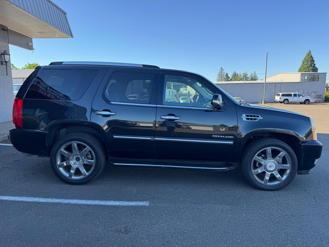 Cadillac Escalade AWD Luxury 2013