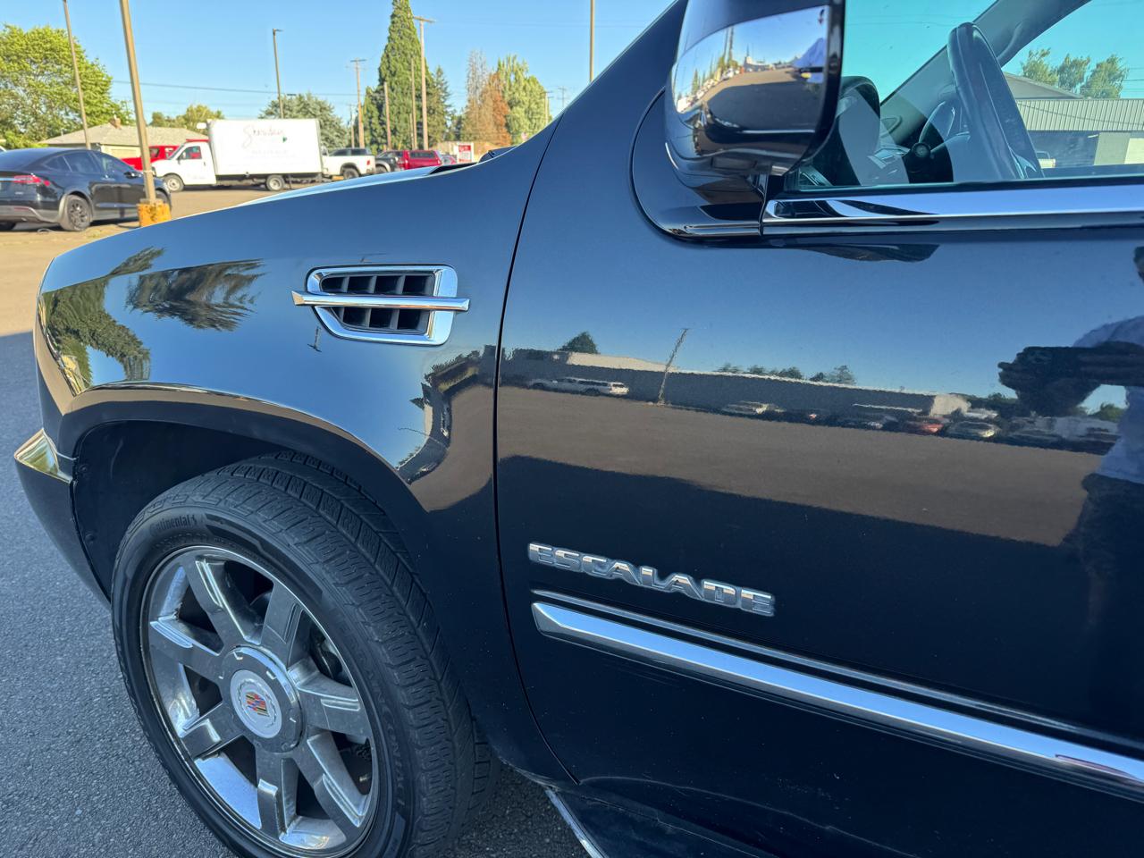 Cadillac Escalade AWD Luxury 2013