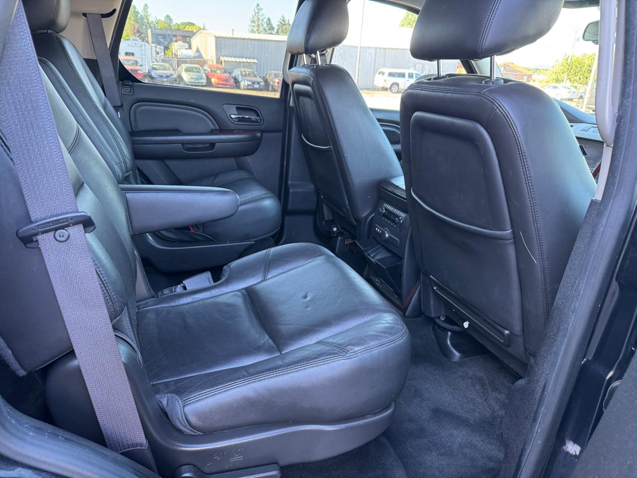 Cadillac Escalade AWD Luxury 2013