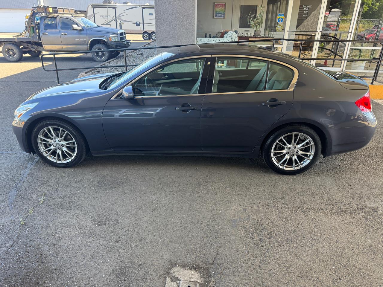 Infiniti G35 Base 2008