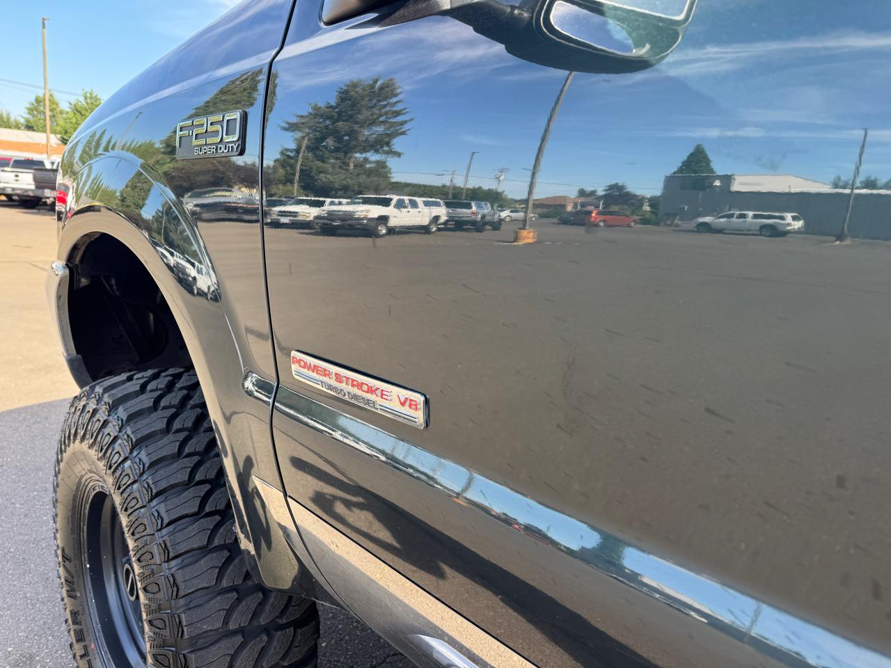 Ford F-250 SD Lariat Crew Cab Long Bed 4WD 2004