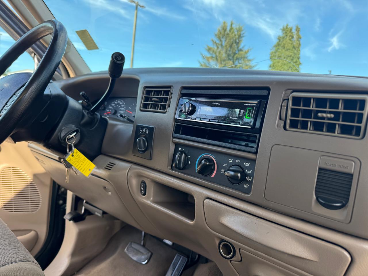 Ford F-250 SD Lariat Crew Cab Long Bed 4WD 2004