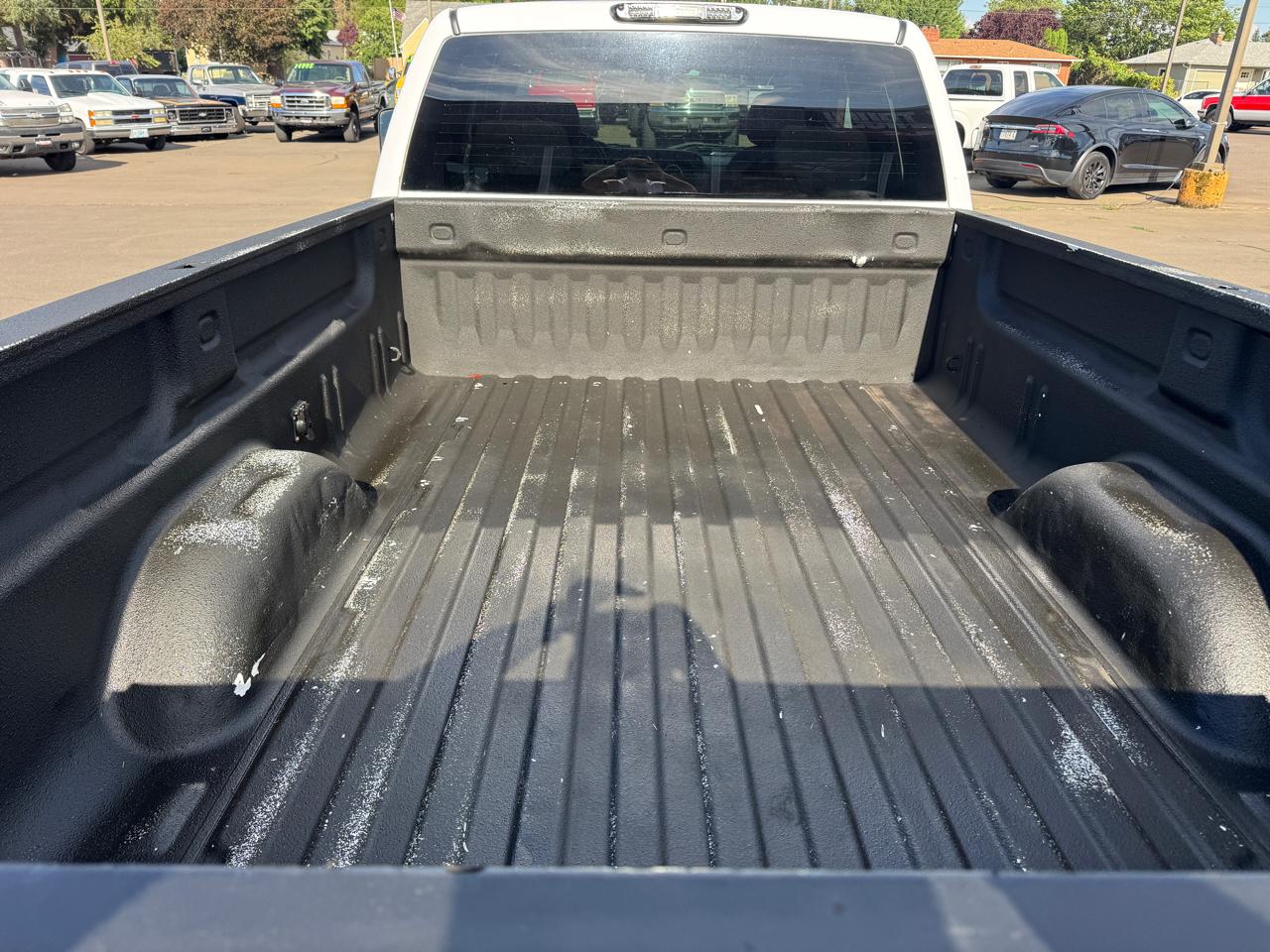 Chevrolet Silverado 3500HD LT Crew Cab 4WD 2011