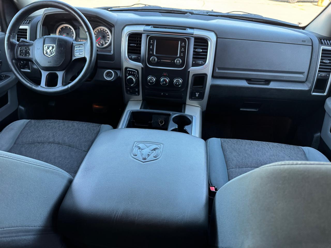 RAM 1500 SLT Quad Cab 4WD 2014