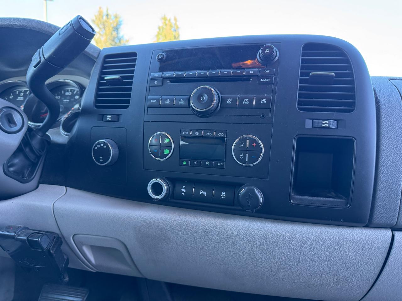 Chevrolet Silverado 1500 LT Crew Cab 4WD 2013