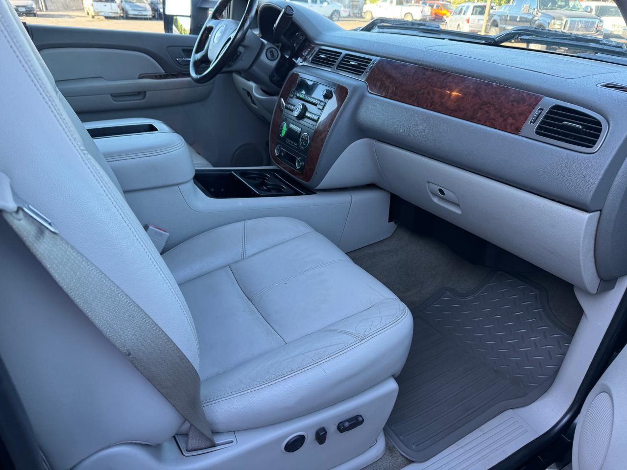 Chevrolet Silverado 2500HD LTZ Crew Cab Long Box 4WD 2008