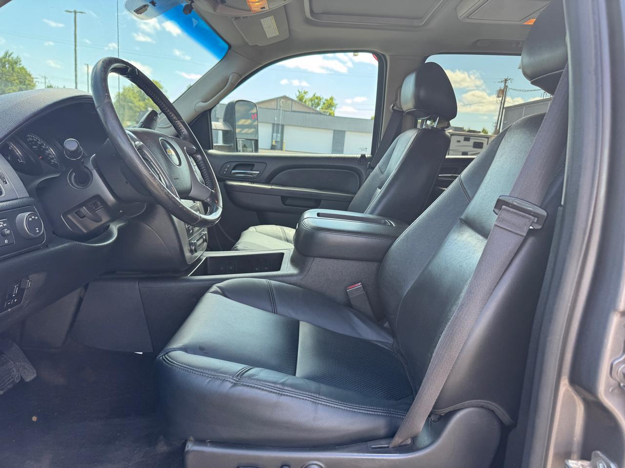 Chevrolet Silverado 3500HD LTZ Crew Cab 4WD 2014