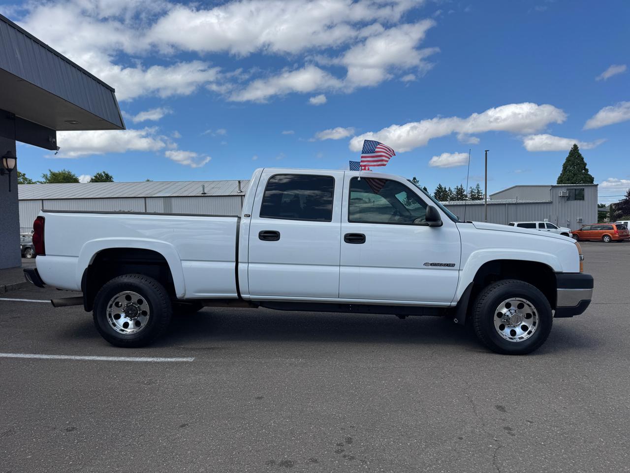 Chevrolet Silverado 2500HD Work Truck Crew Cab Short Bed 2WD 2004