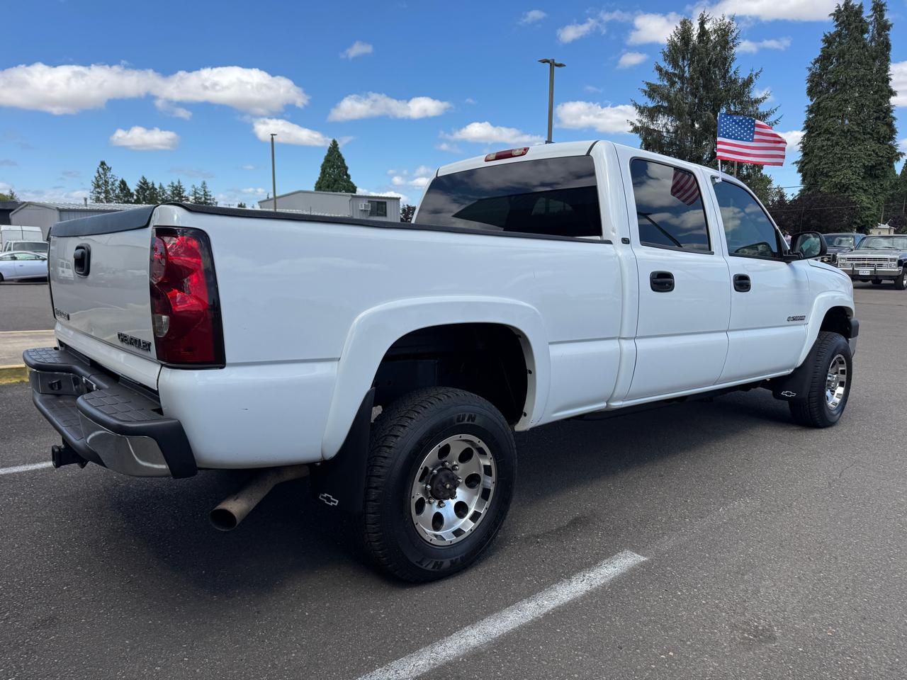 Chevrolet Silverado 2500HD Work Truck Crew Cab Short Bed 2WD 2004