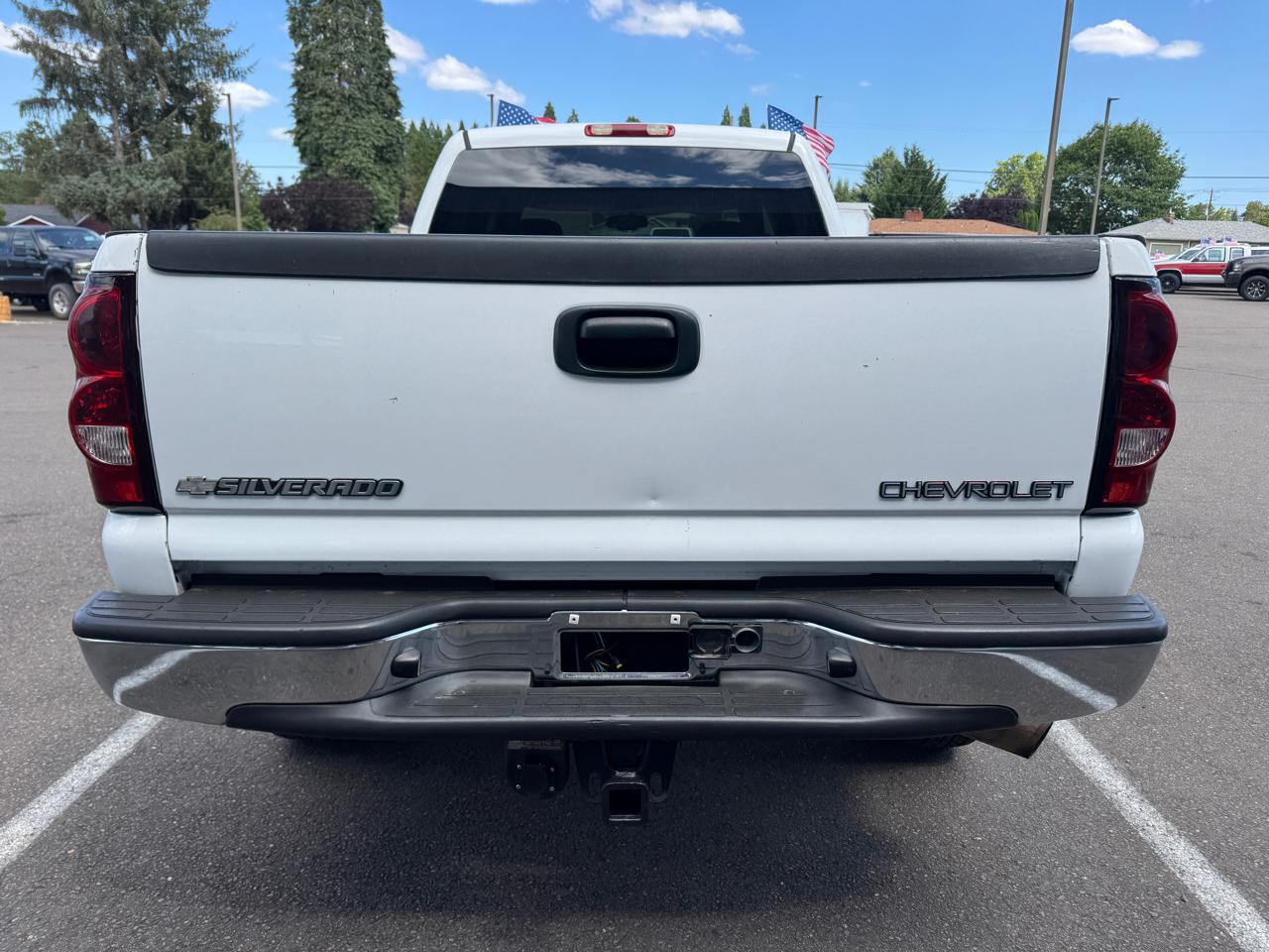 Chevrolet Silverado 2500HD Work Truck Crew Cab Short Bed 2WD 2004