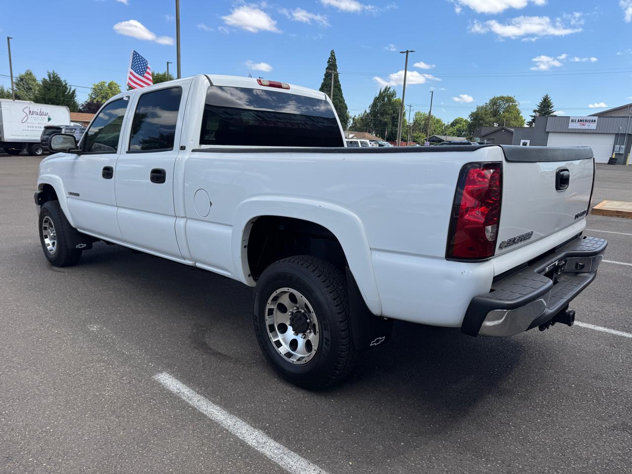 Chevrolet Silverado 2500HD Work Truck Crew Cab Short Bed 2WD 2004