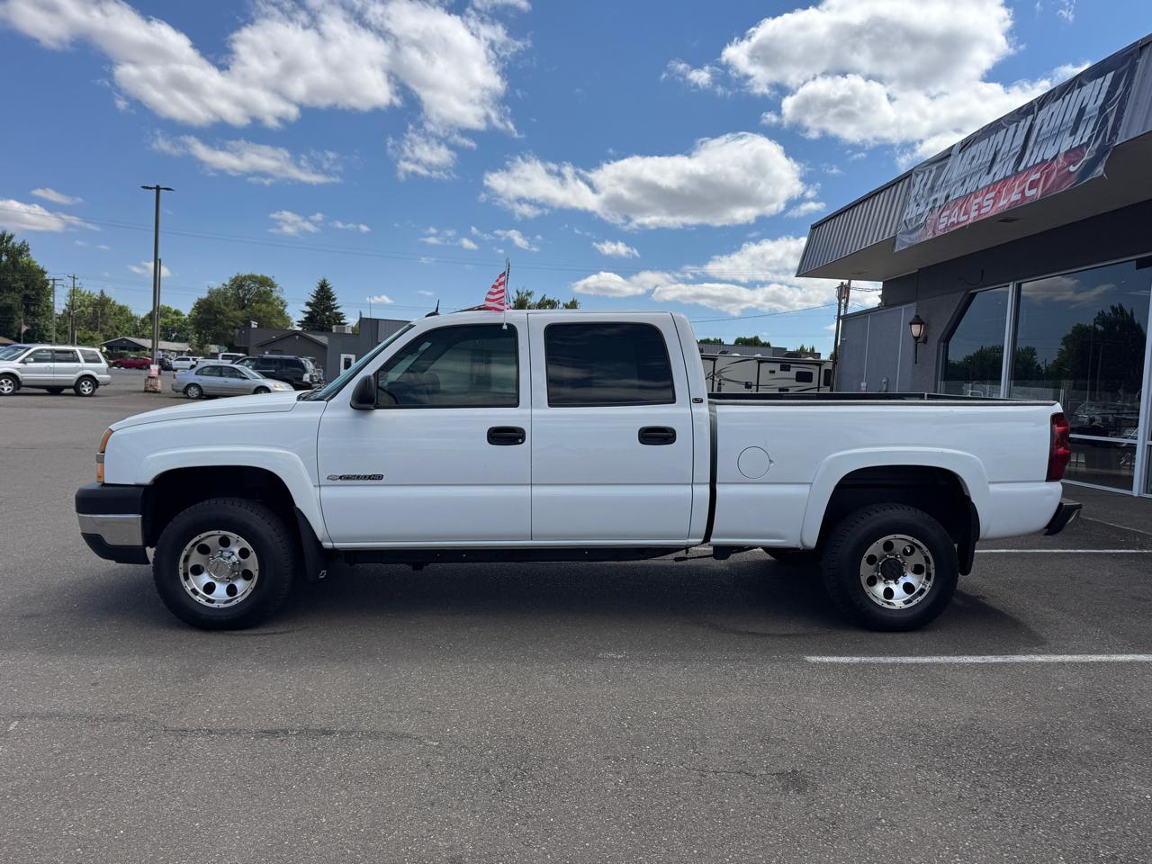 Chevrolet Silverado 2500HD Work Truck Crew Cab Short Bed 2WD 2004