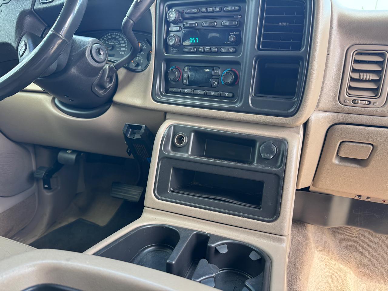 Chevrolet Silverado 2500HD Work Truck Crew Cab Short Bed 2WD 2004