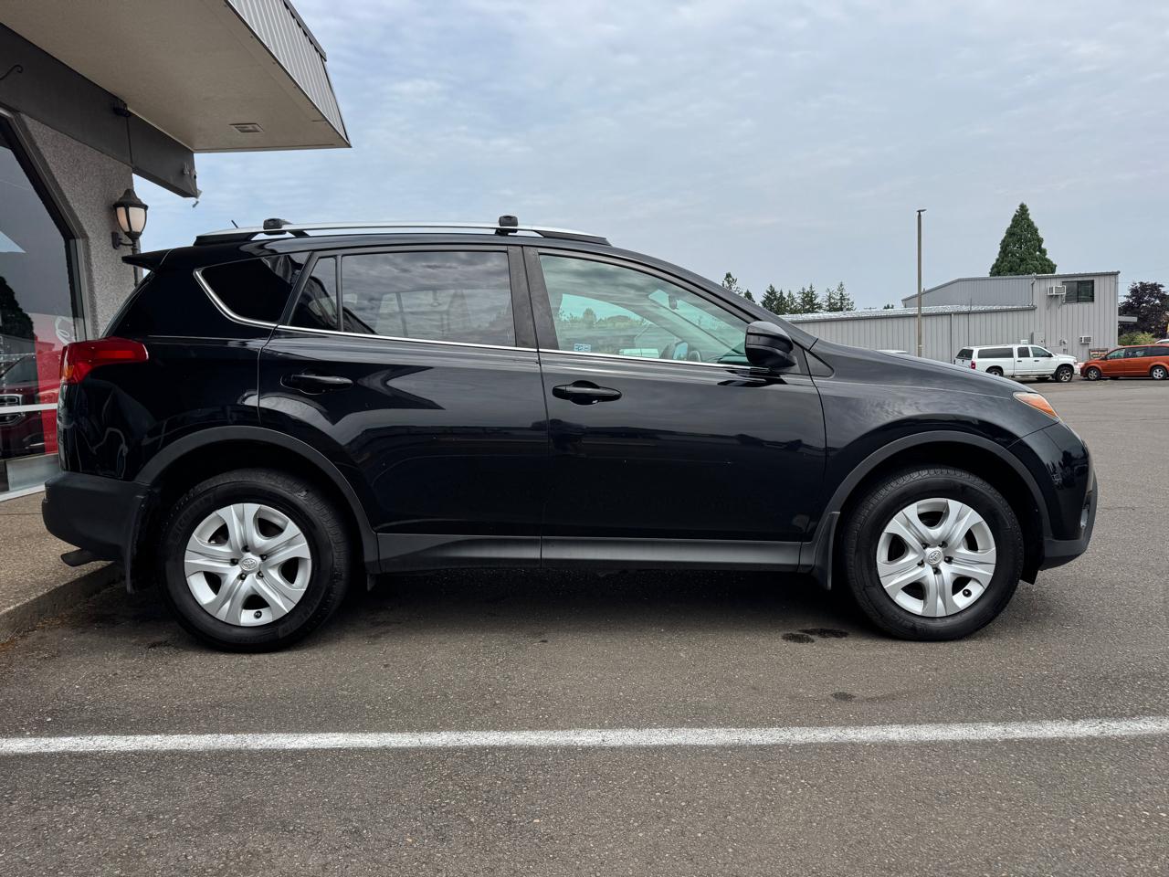 Toyota RAV4 LE AWD 2013