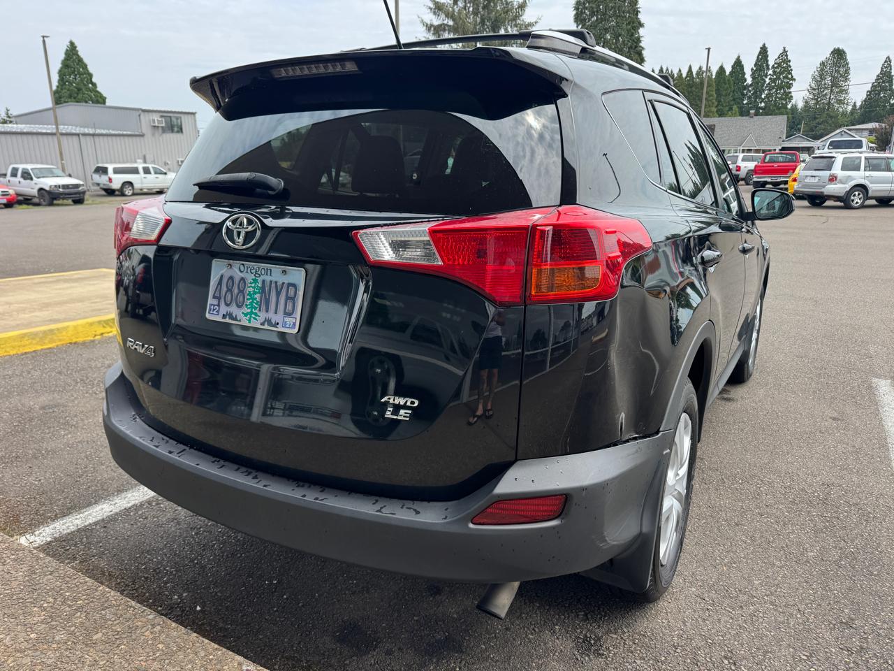 Toyota RAV4 LE AWD 2013