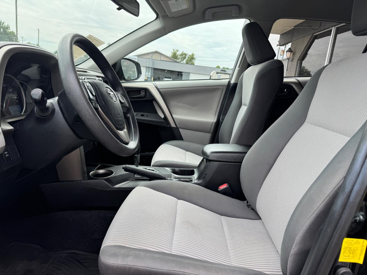 Toyota RAV4 LE AWD 2013