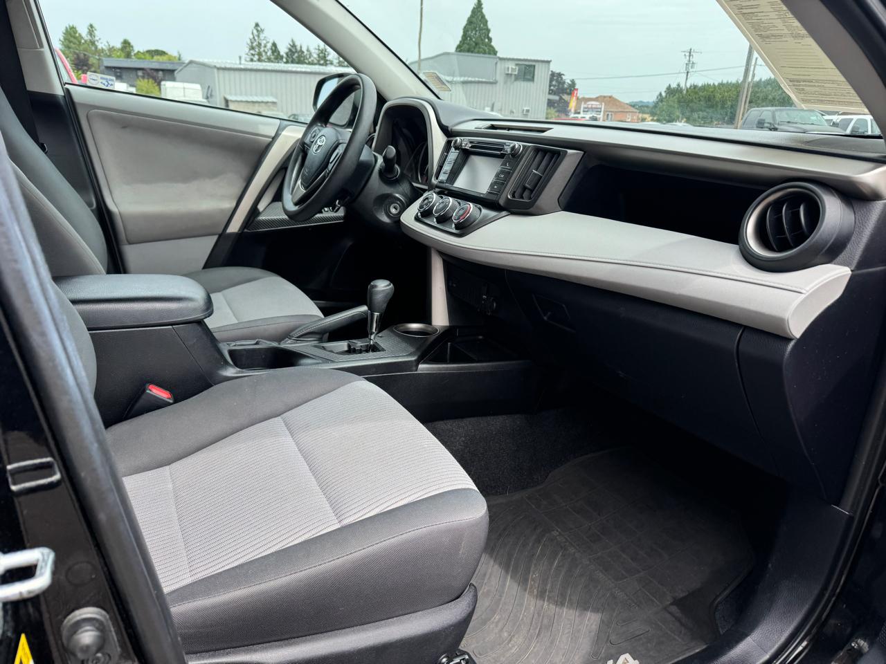 Toyota RAV4 LE AWD 2013
