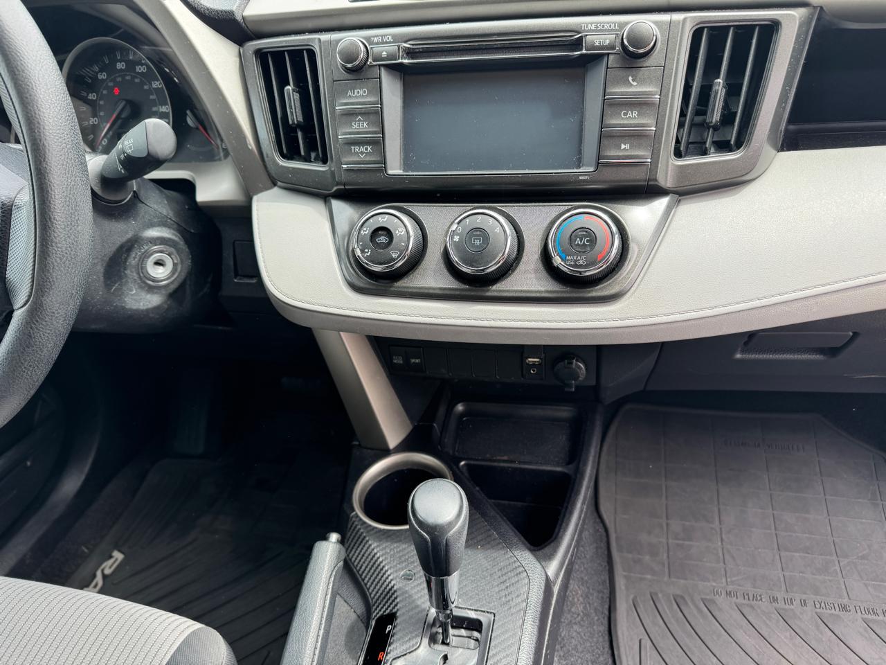 Toyota RAV4 LE AWD 2013