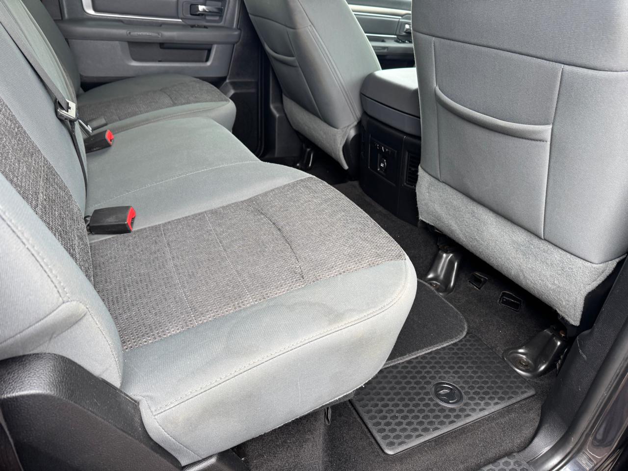 RAM 1500 SLT Crew Cab SWB 4WD 2015