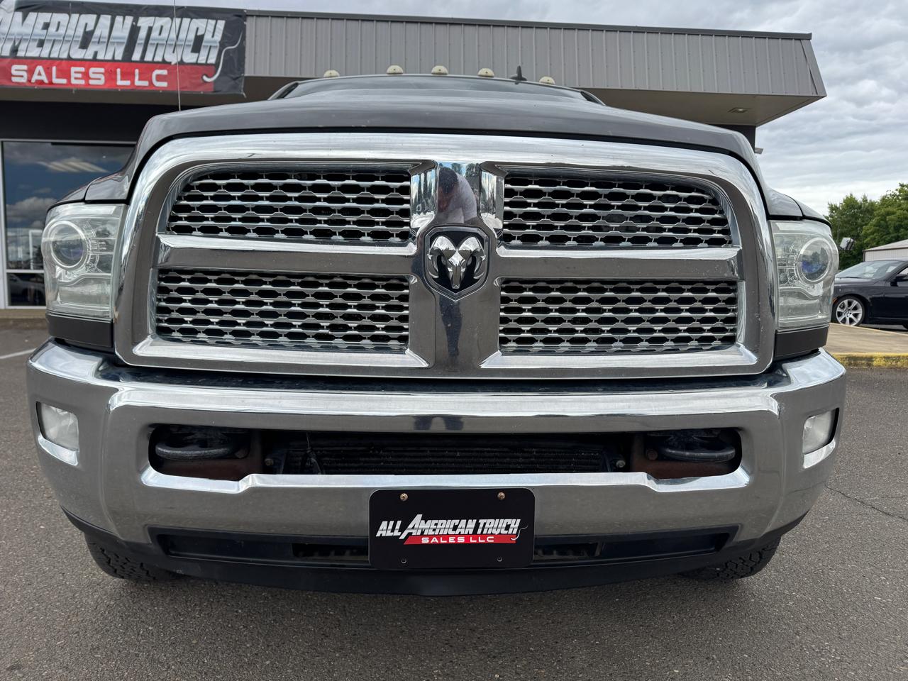 RAM 3500 Laramie Crew Cab LWB 4WD DRW 2015
