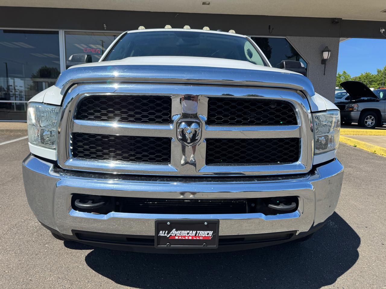 RAM 3500 Tradesman Crew Cab 4WD DRW 2016