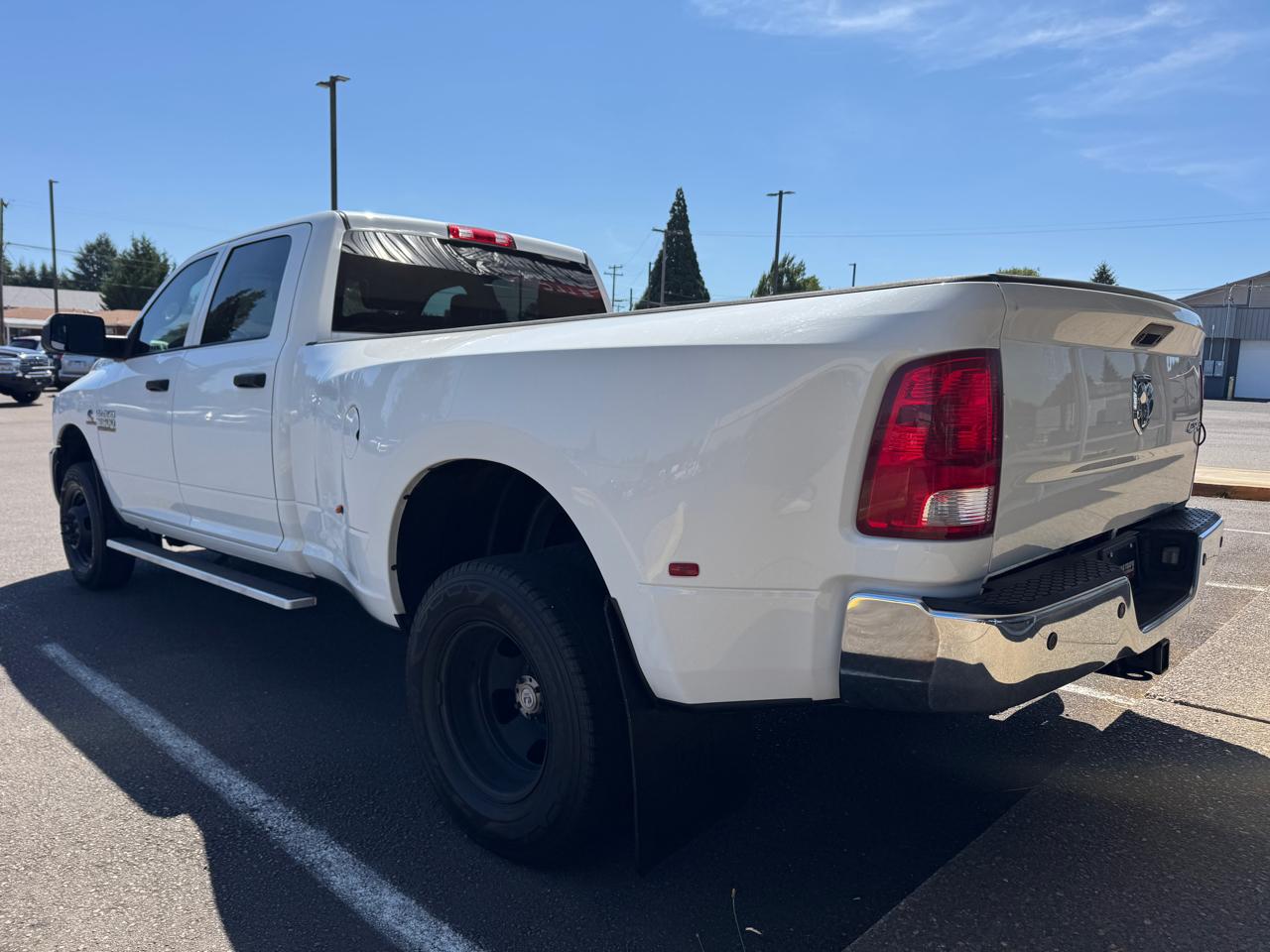 RAM 3500 Tradesman Crew Cab 4WD DRW 2016