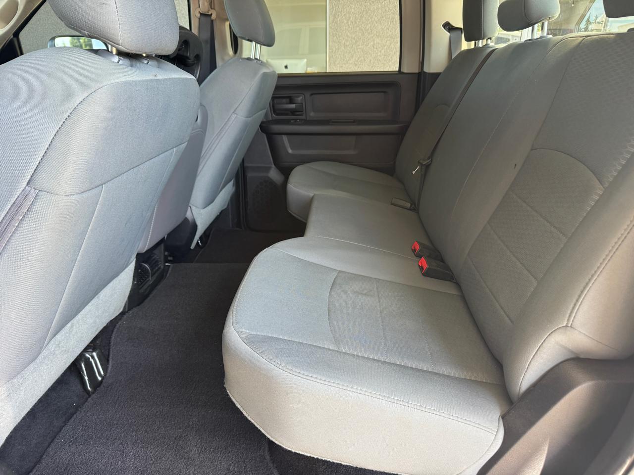 RAM 3500 Tradesman Crew Cab 4WD DRW 2016