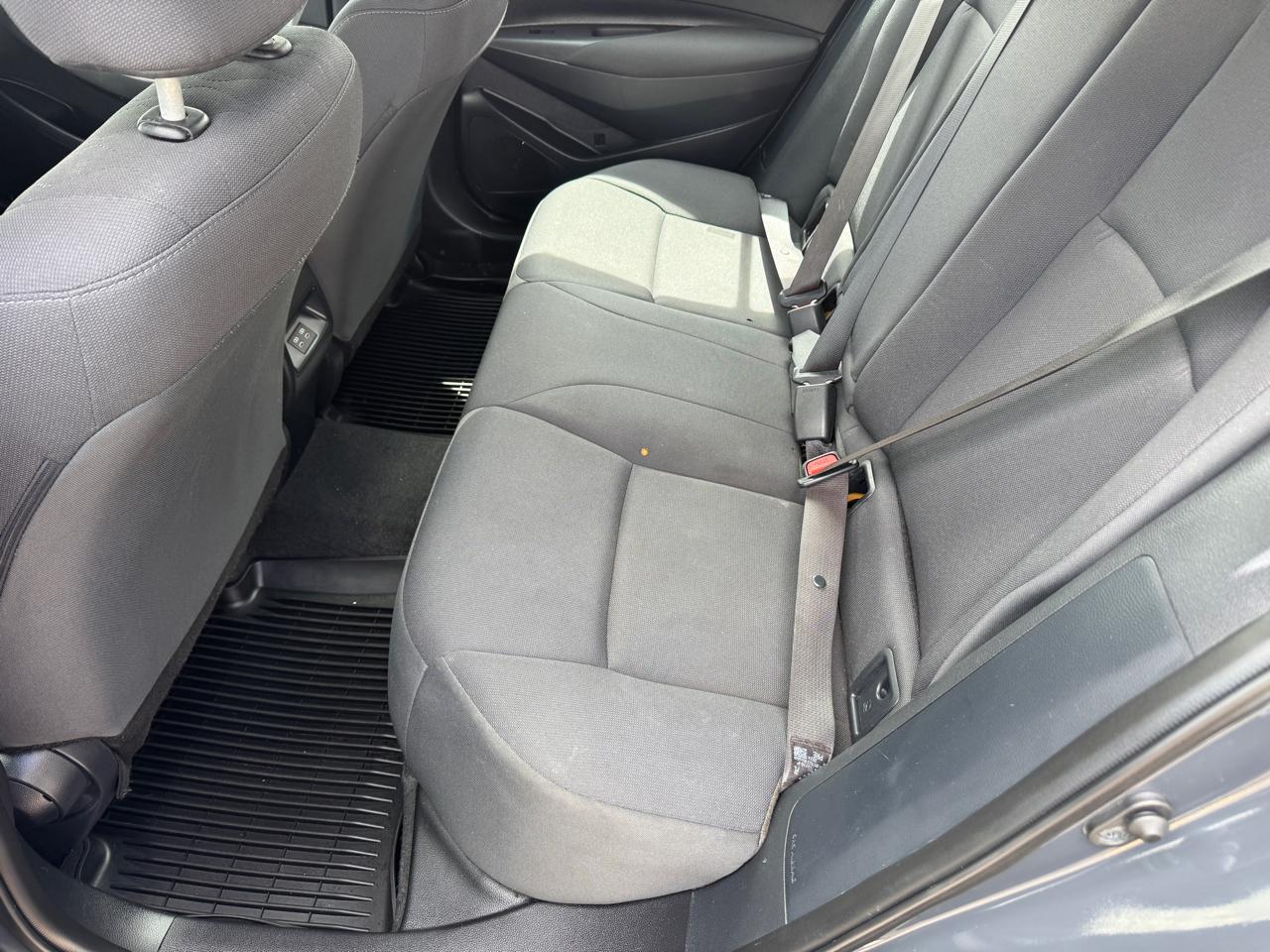 2024 Toyota Corolla LE - Photo 12