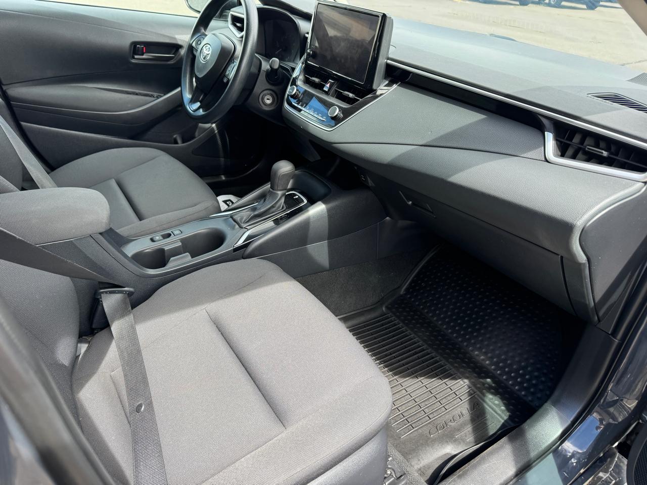 2024 Toyota Corolla LE - Photo 14
