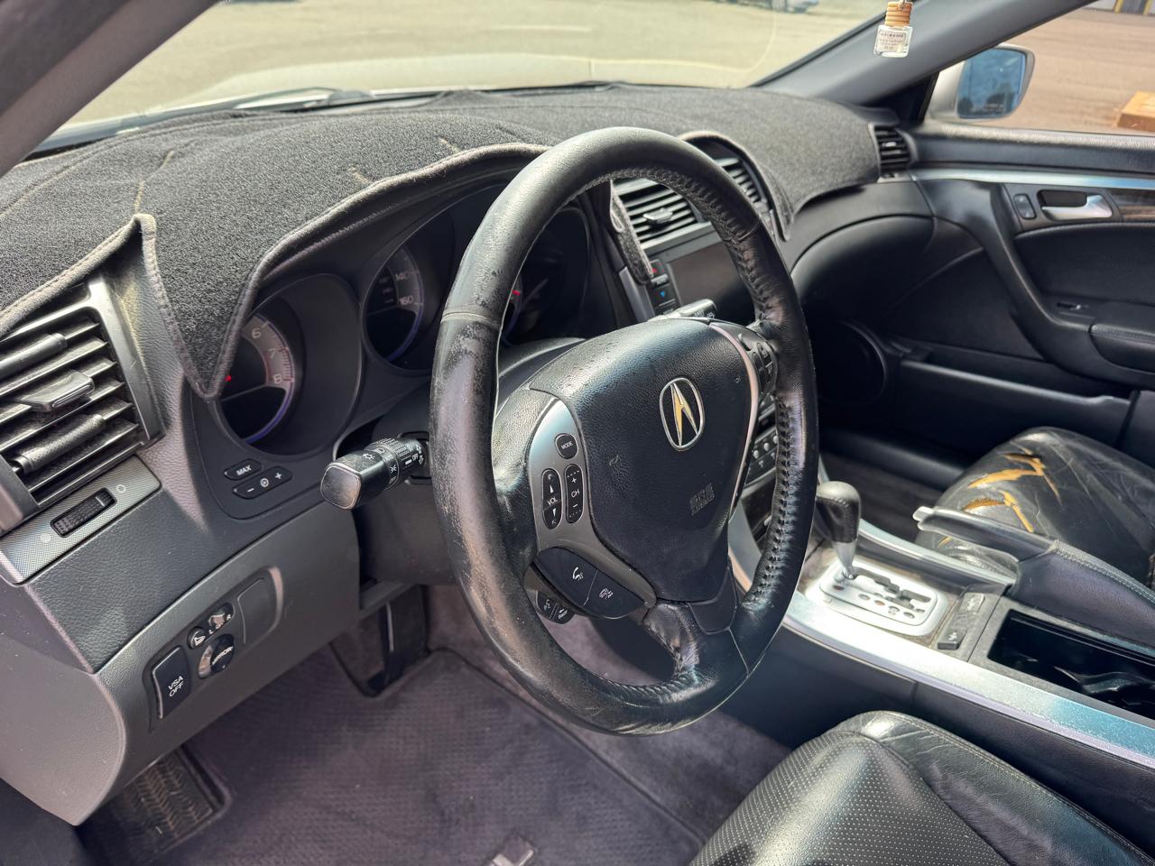 Acura TL 5-Speed AT with Navigation System 2008