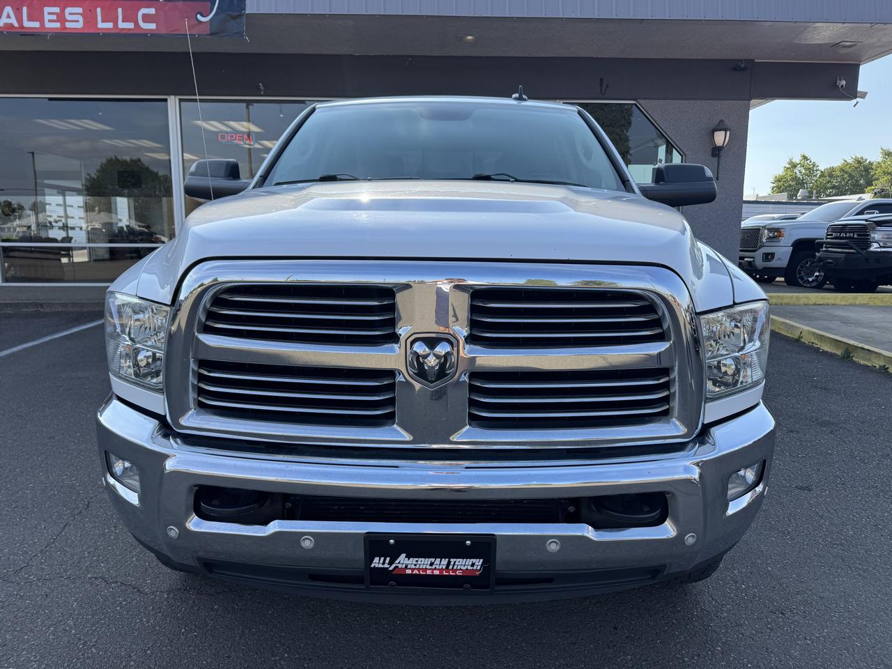 RAM 2500 SLT Crew Cab SWB 4WD 2017