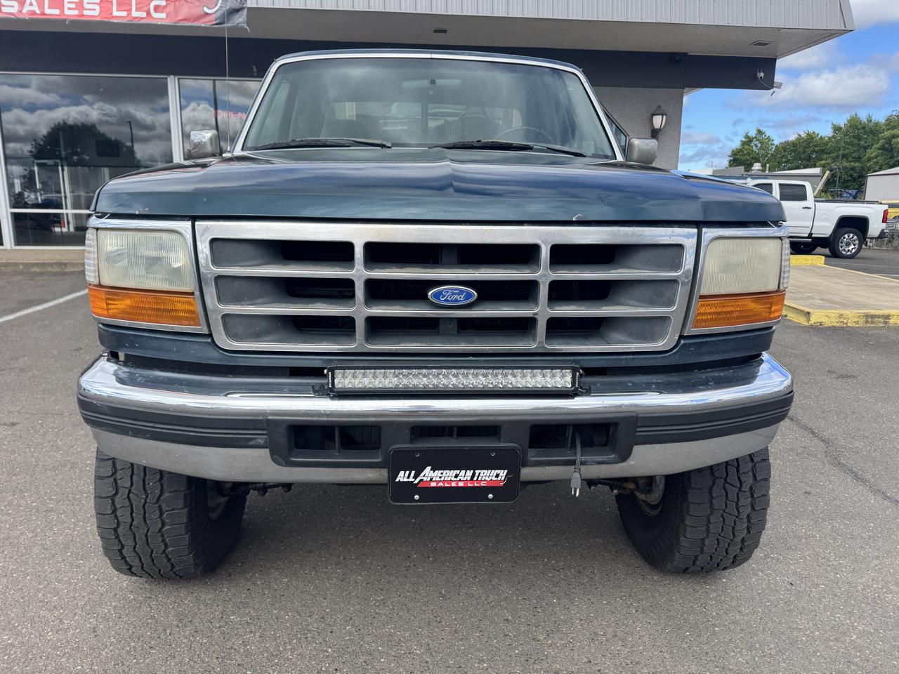 Ford F-250 XL SuperCab Long Bed 4WD 1996