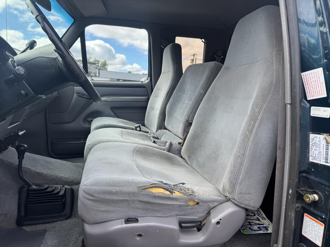 Ford F-250 XL SuperCab Long Bed 4WD 1996