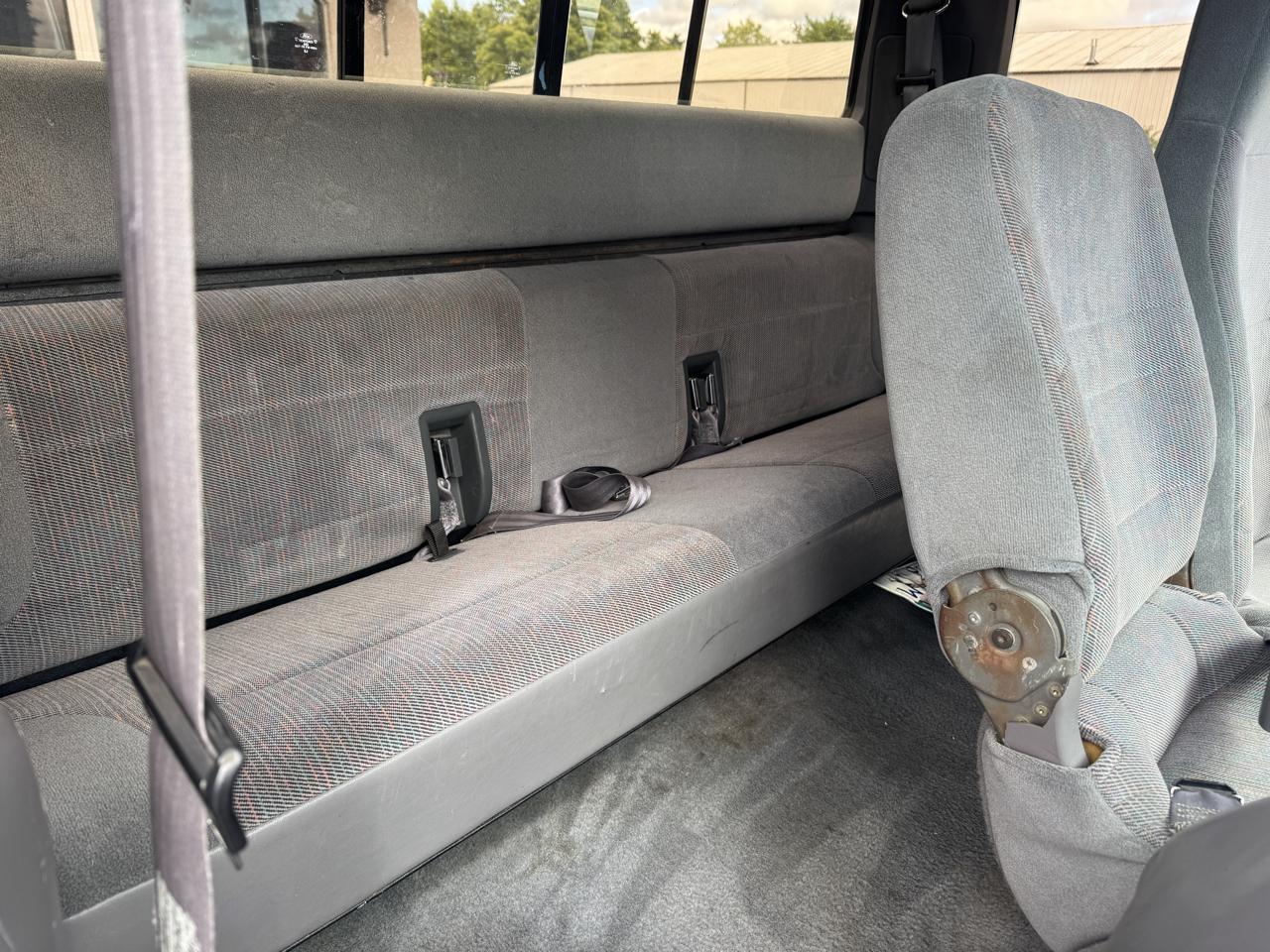 Ford F-250 XL SuperCab Long Bed 4WD 1996