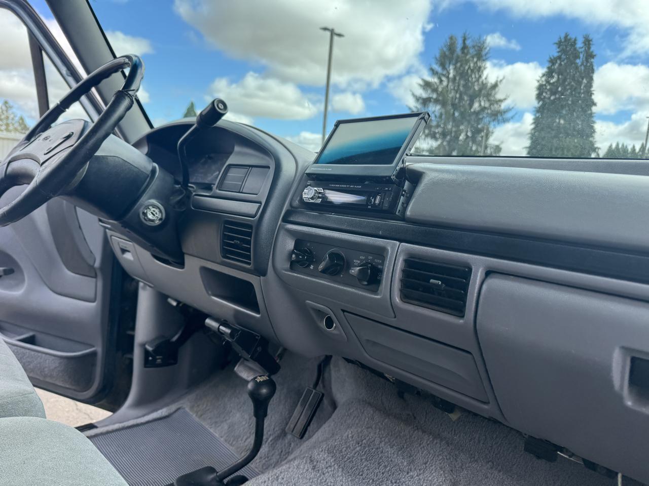Ford F-250 XL SuperCab Long Bed 4WD 1996